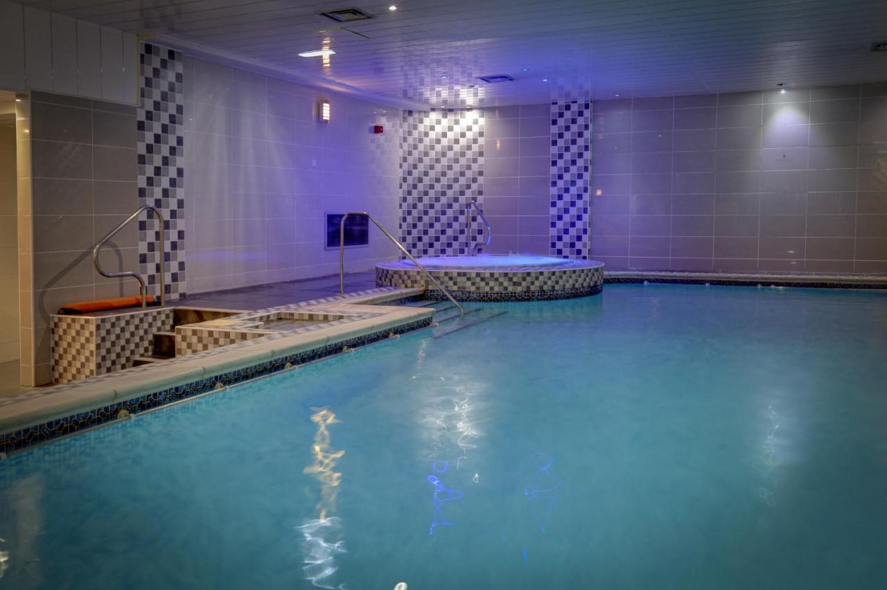 Burnley North Oaks Hotel And Leisure Club Εξωτερικό φωτογραφία
